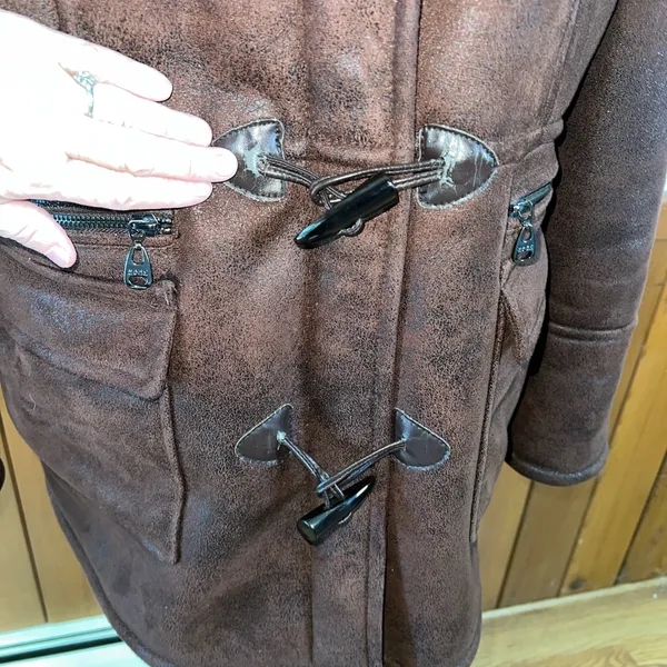Gorgeous Marc New York Coyote Fur Trim Toggle Coat! - Image 5