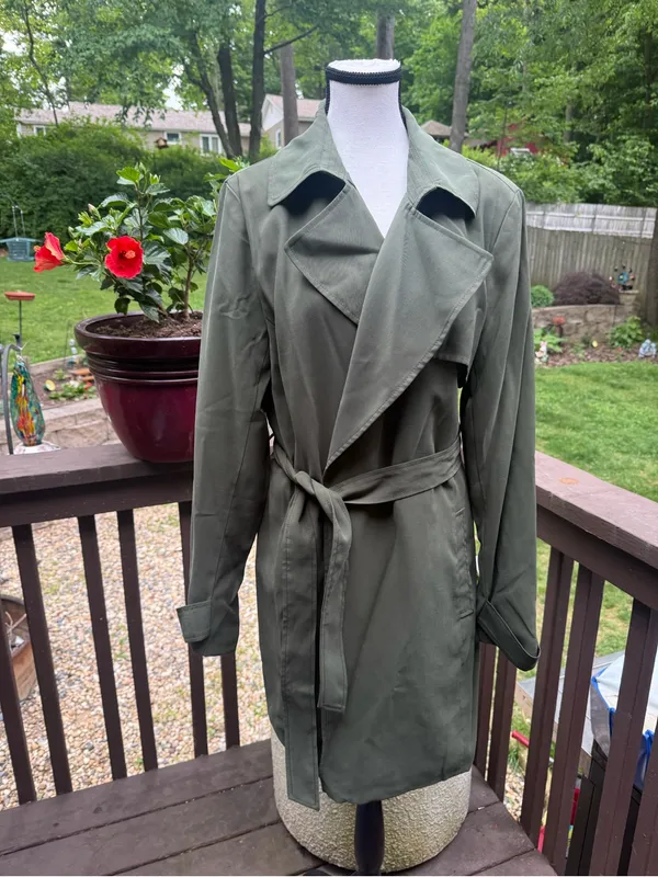 New BANANA REPUBLIC Trench Coat Olive Green Length 38 inches Size L Large Tie - Image 3