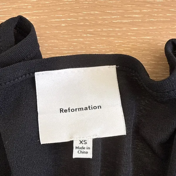 Reformation V Neck Knit Sweater Size XS Black - Image 4