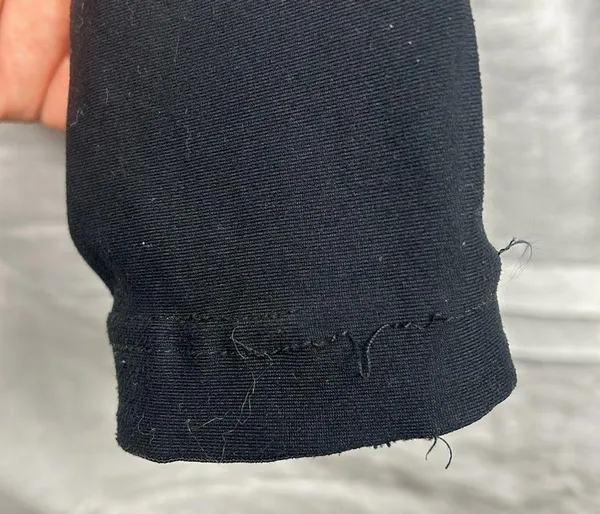 Patagonia Women’s Riding Breeches/Tights Size Small Stitching flaw (pictured) - Image 3