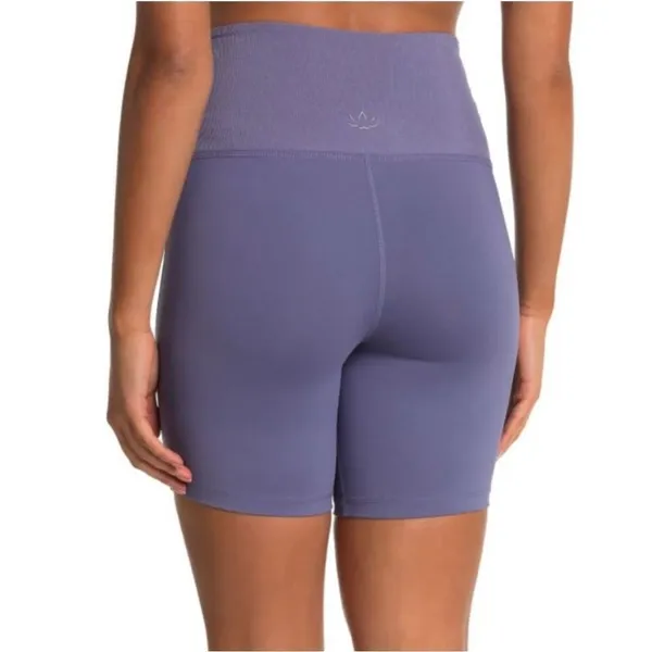 Beyond Yoga Ready or Not Dusty Violet High Waist Biker Shorts- Size Small - Image 3