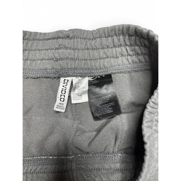 Divided Wide Leg Loose Fit Smocked Sweat Shorts Dark Heather Grey Size Small - Image 4