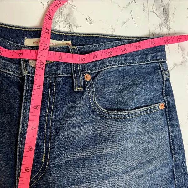 Levi’s low pro straight jeans‎ ripped knee Sz 28 - Image 8