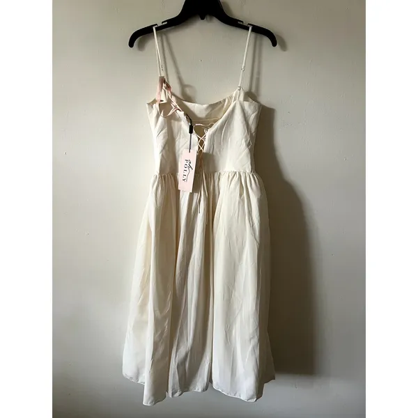 Oh Polly Floral Appliqué Midi Dress in Ivory Size 6 New - Image 6