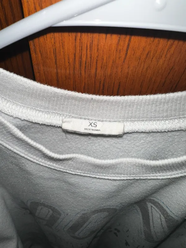 H&M Band Sweatshirt - Image 2
