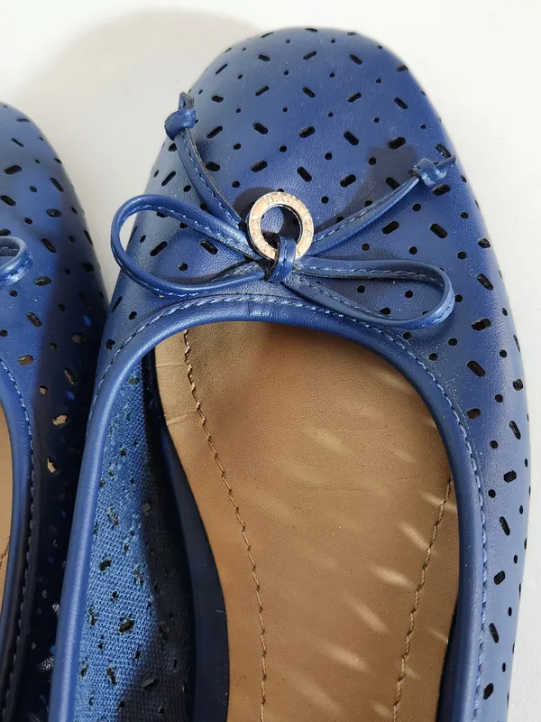 Nautica Navy Blue Perforated Ballet Flats Size 9.5 NWOT - Image 6