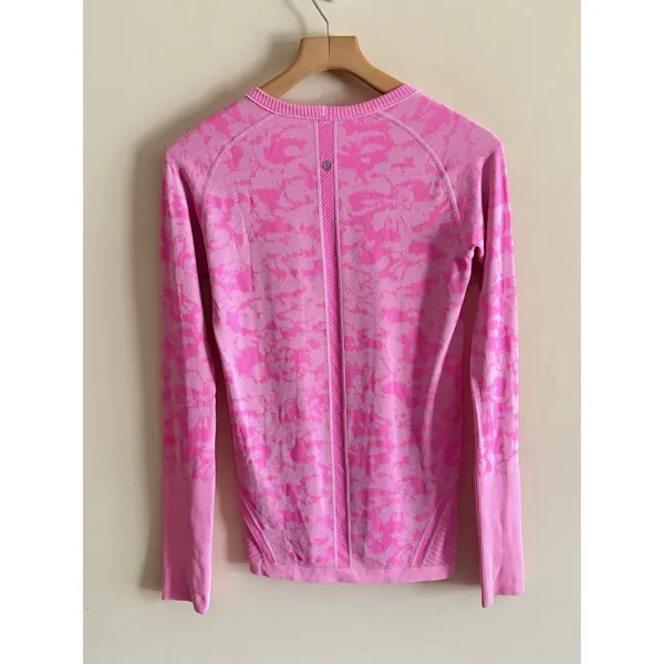 lululemon athletica Swiftly Tech Hot Pink Camo Long Sleeve Crew Top Thumbholes 8 - Image 2