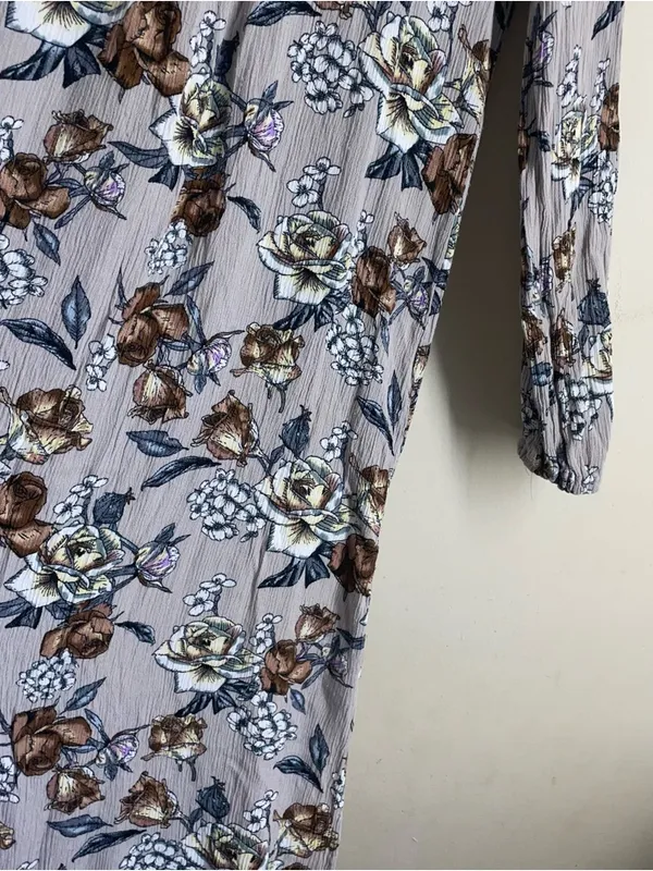 Natural Life Amelia Rose Crinkle Floral Midi Dress Size M Grey Brown - Image 8