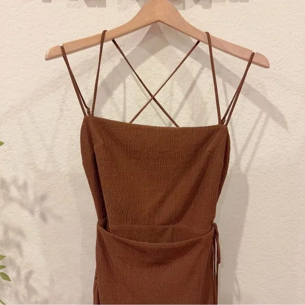 ASTR Brinda Boho Summer Vacation Faux Wrap Midi Dress in Brown One Size NWT - Image 3