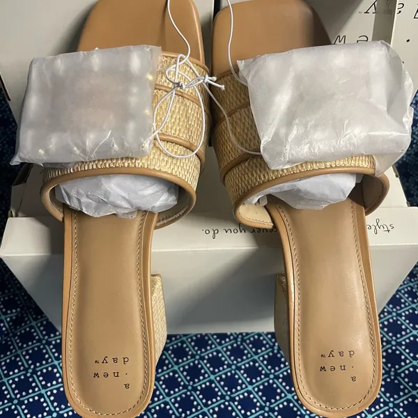 A New Day 3pairs of Women's Tan Heeled Sandals NWT - Image 5
