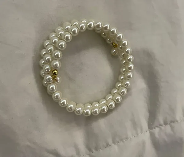 Pearl Bracelet White - Image 3