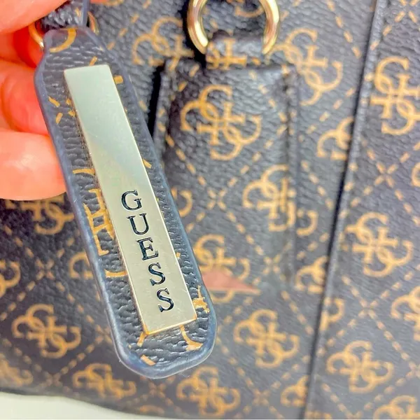 GUESS Kamryn Logo Shopper Shoulder Bag - Image 5
