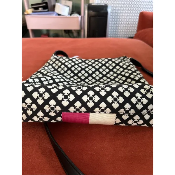 Kate Spade New York Victoria Classic Pink Stripe Crossbody Bag - Image 7