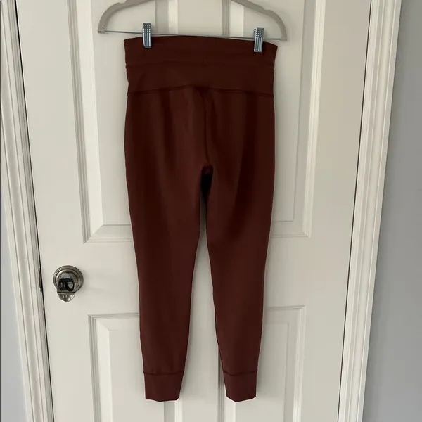 Vuori High-Waist Drawstring Leggings Joggers - Image 6