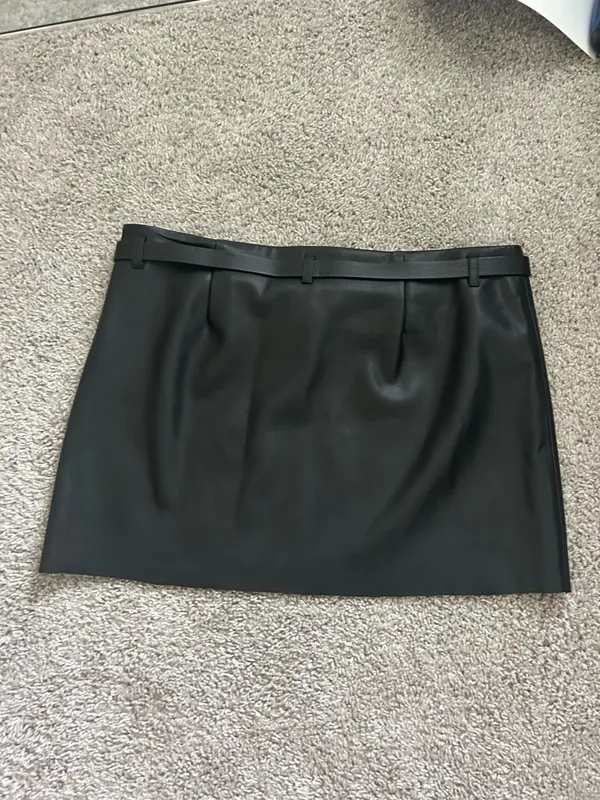 Mango Faux Leather Belt Mini Skirt - Image 5