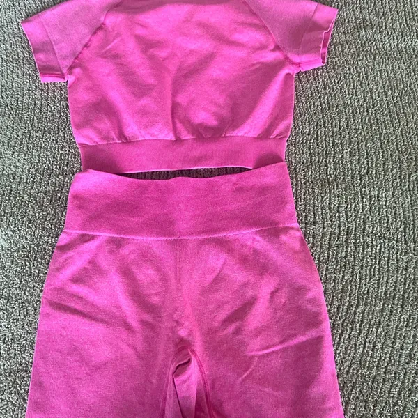 Amazon Hot Pink Two-Piece Active Set - Crop Top & High-Waist Shorts - Image 3