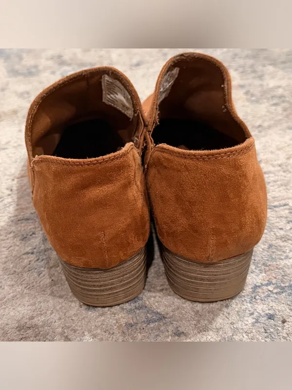 Final price Ladies American Eagle Suede Booties - Image 4