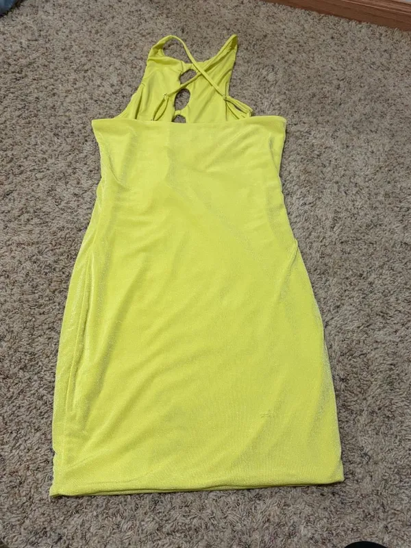 Oh Polly Cut Out Bodycon Mini Dress in Lime - Image 6