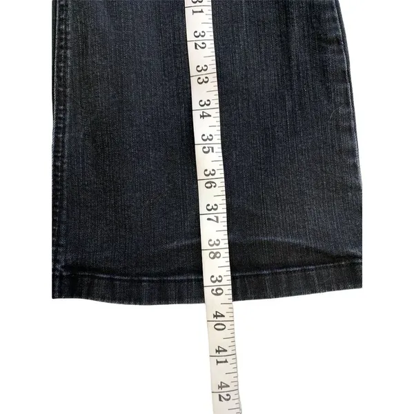 White House Black Market Women's Black Distressed Jeans - Image 7