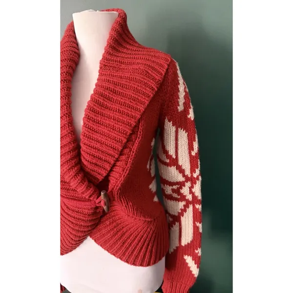 American Eagle Y2K Cardigan Womens Size M Red Snowflake Fair Isle Chunky Knit - Image 4