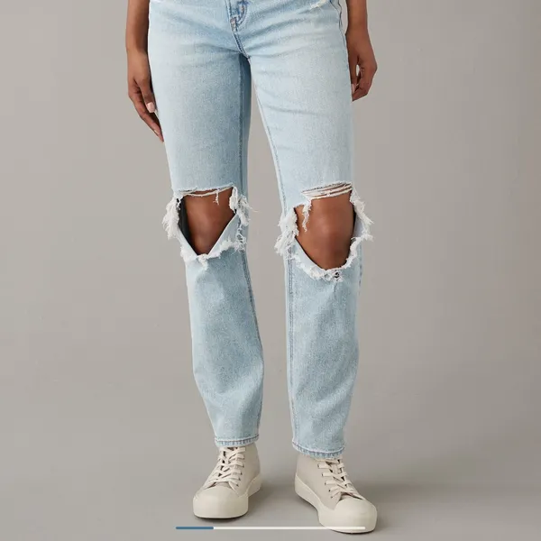 American Eagle Outfitters Light Blue High Rise Women's Jeans - Image 4