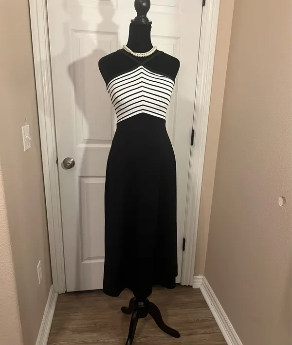 Formal striped evening dress halter neck - Image 2