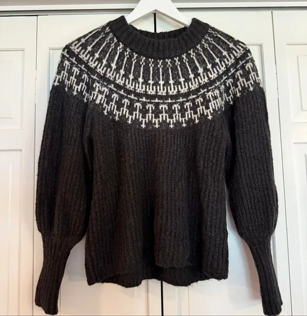 Universal Thread fairisle black puff sleeve sweater small - Image 3