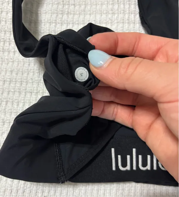 Lululemon Sports Bra Black - Image 4
