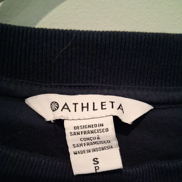 Athleta Sweatshirt Navy Blue Retroplush Quilted Crewneck Side Zippers size Small - Image 2