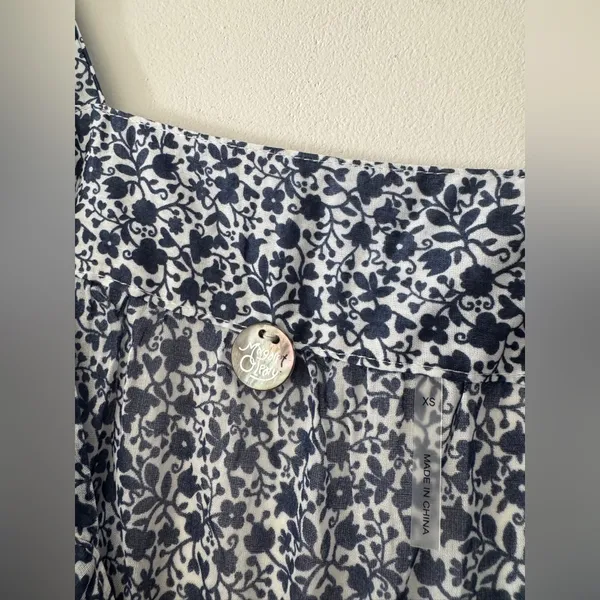Margaret O’Leary 100%‎ Cotton Blue and White Floral Pattern Tank Top Blouse - Image 6