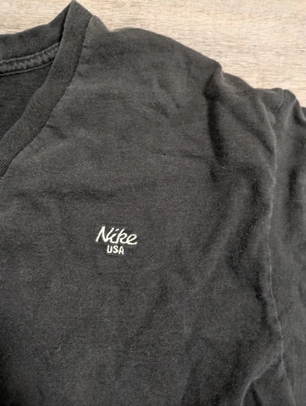 Vintage Nike Short Sleeve Dark Gray T-shirt Size Medium - Image 4