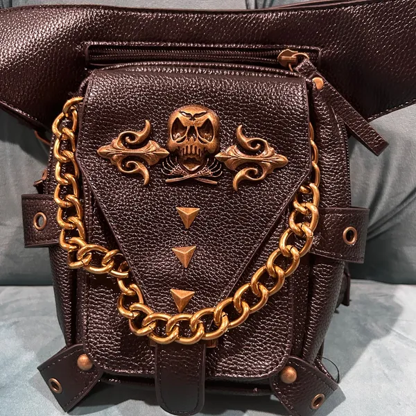 Steel Master Gothic Retro Steampunk Handbag/Fanny Pack in Black - Image 4