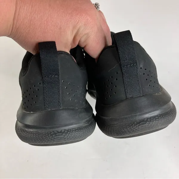 Under Armour Charged Assert sneakers all black size 8.5‎ - Image 5