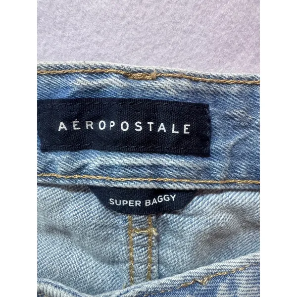 Aeropostale Super Baggy High Waisted Wide Leg Light Wash Jeans Size 2 Reg - Image 5