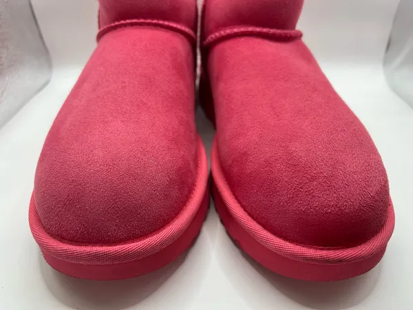 UGG Classic Ultra Mini Boots Women’s US 7 Pink Sheepskin Suede Cozy Slippers - Image 4