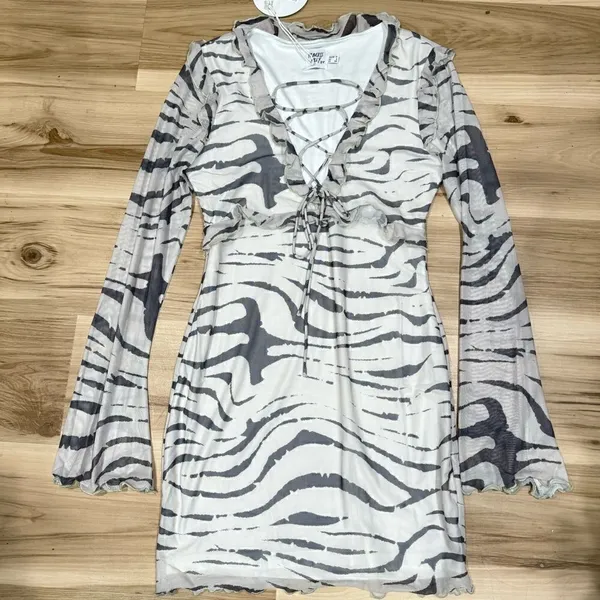 NEW Princess Polly Fallon Mini Dress Women’s 6 - Image 2