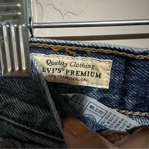 Levi’s Premium‎ 80’s Mom Jean High Rise Denim Jeans - Image 12