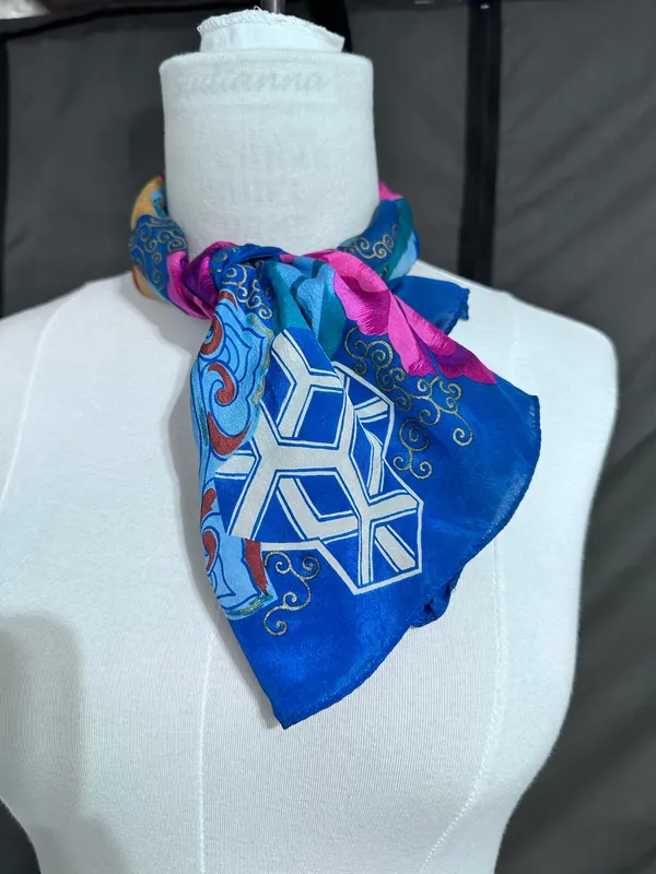Vintage Triangle Silk Scarf 28x29 Lightweight Geometric Soft - Image 3
