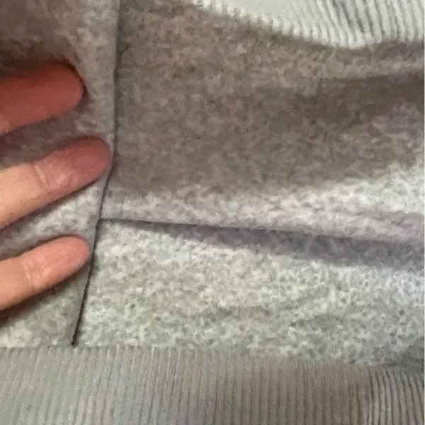 Friends fuzzy gray pajama top Size M - Image 9