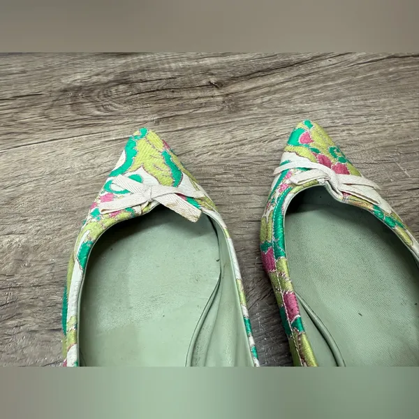 Vtg Prada SS2003 Green‎ Brocade Flat Shoes 37.5 - Image 2