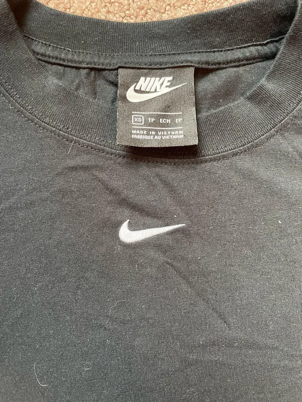 Black Nike T-Shirt - Image 2