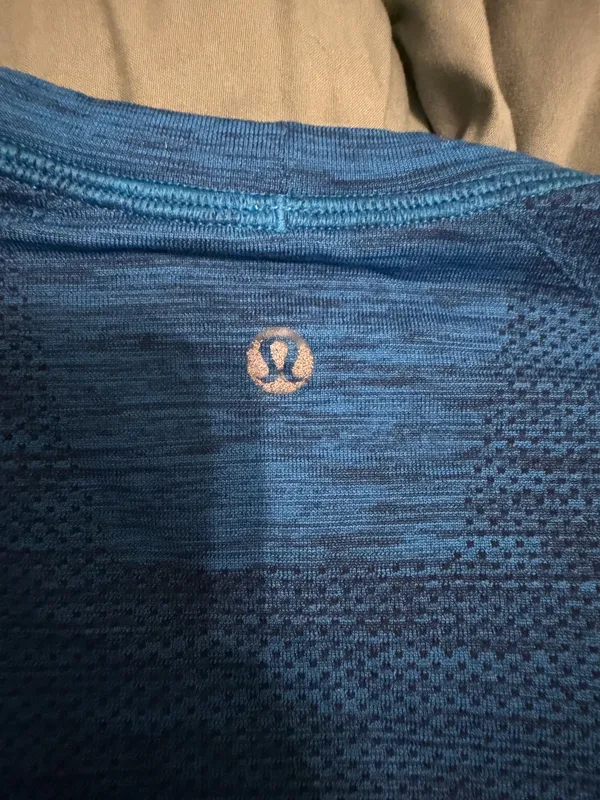 Lululemon Men’s Metal Vent Long Sleeve - Image 3
