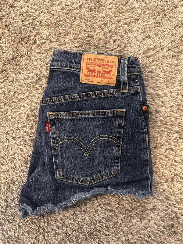 Levi’s 501 Shorts - Image 2