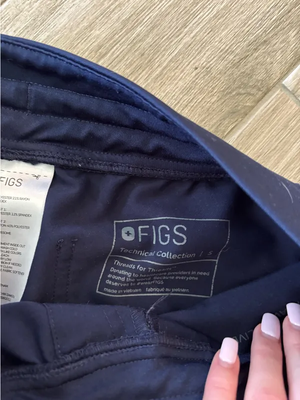 FIGS Scrub Pants - Image 3