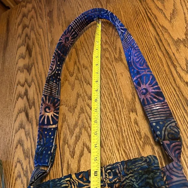 Quilted Shoulder bag hand crafted quilt pattern snap closure Blue - Image 4