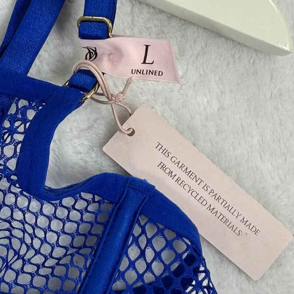 Victoria's Secret Very Sexy Royal Blue Fishnet Mesh Strappy Low‎ Cut Demi Bra L - Image 3