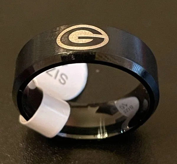 8mm Green Bay packers black ring size 10 - Image 3