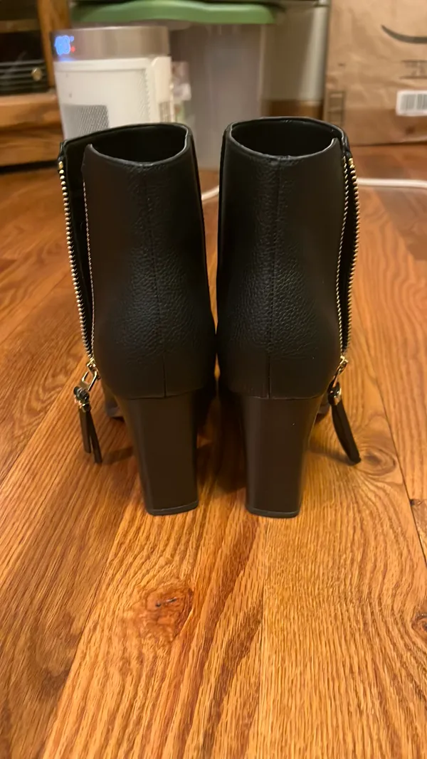 Michael Kors Booties Leather Black - Image 2