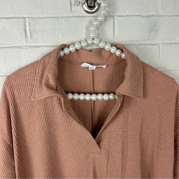 Jane + Delancey Neutral Ribbed Knit Collar Top Size S - Image 7