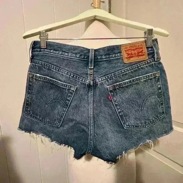 Levi's Levi 501 Blue Denim Jeans Shorts Button Closure‎ Distressed Booty Western - Image 3